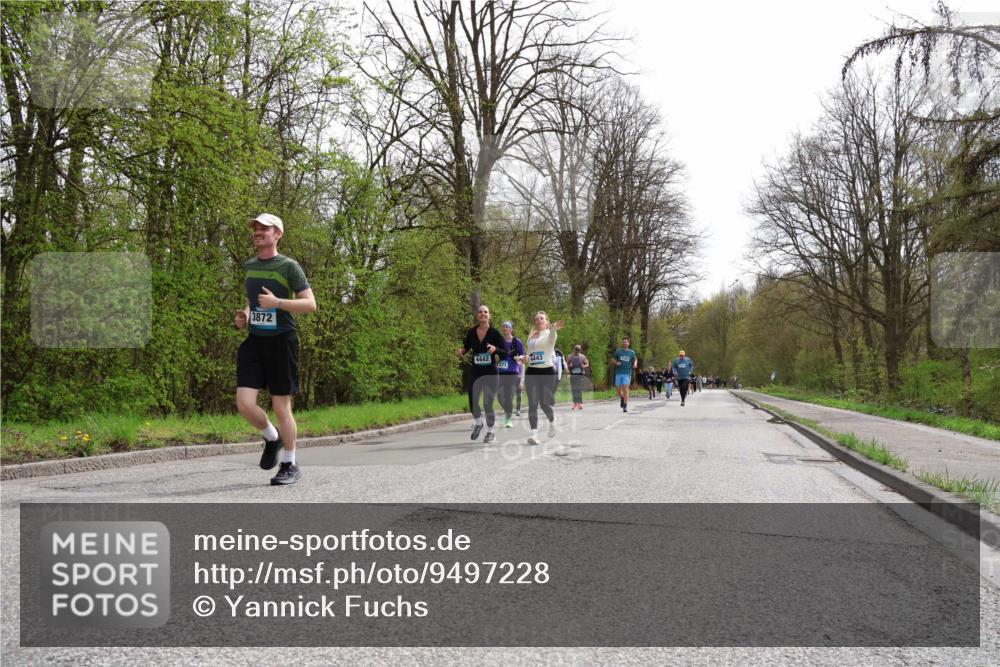 12.04.2026 - 45. Internationalen Wilhelmsburger Insellauf Yannick Fuchs http://msf.ph/oto/9497228 12.04.2026 13:09:08 Laufen 3872, 4442, 471, 4443 meine-sportfotos.de