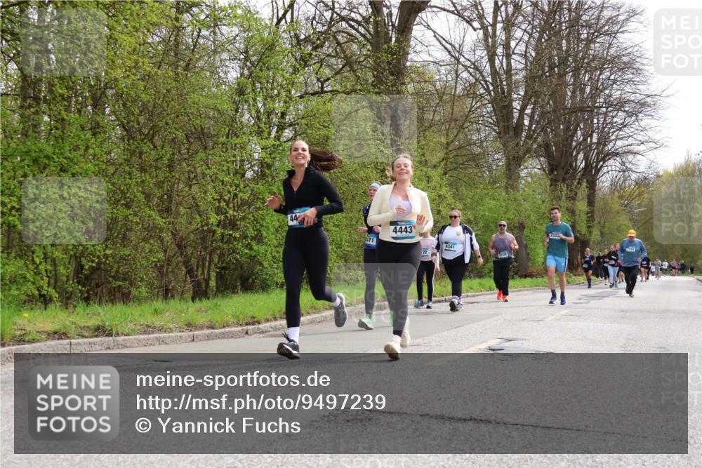12.04.2026 - 45. Internationalen Wilhelmsburger Insellauf Yannick Fuchs http://msf.ph/oto/9497239 12.04.2026 13:09:09 Laufen 44, 471, 4443, 22, 4341, 3739, 23322, 2290 meine-sportfotos.de
