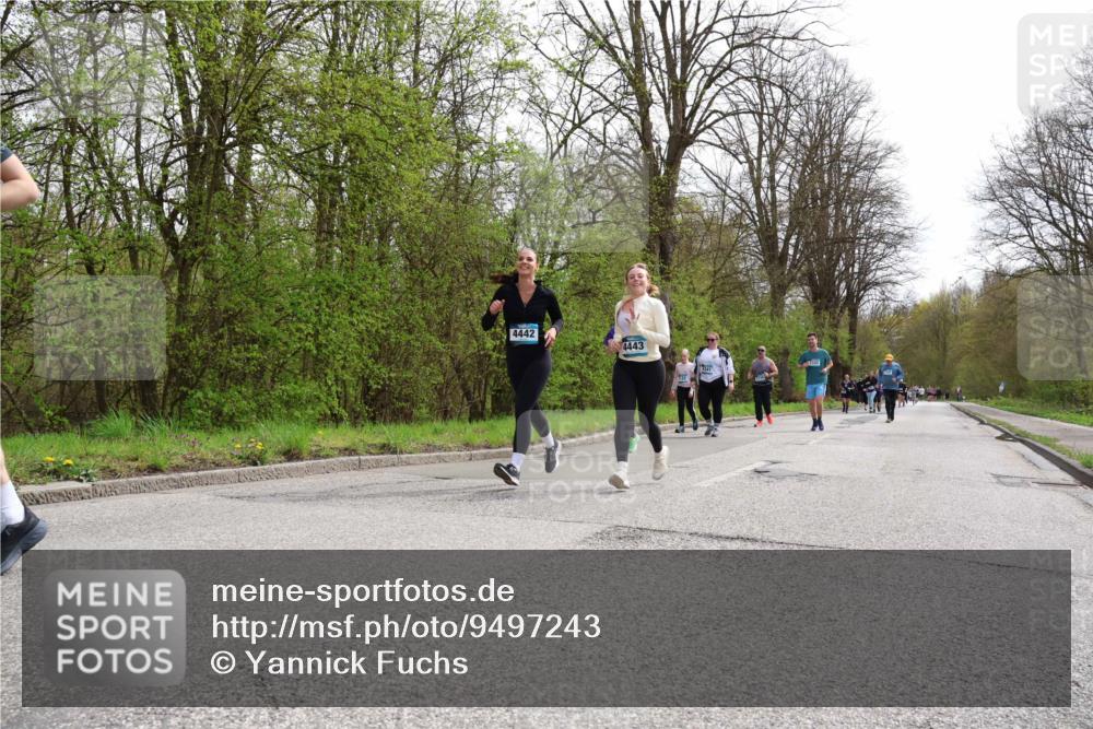 12.04.2026 - 45. Internationalen Wilhelmsburger Insellauf Yannick Fuchs http://msf.ph/oto/9497243 12.04.2026 13:09:10 Laufen 4442, 4443, 4341 meine-sportfotos.de