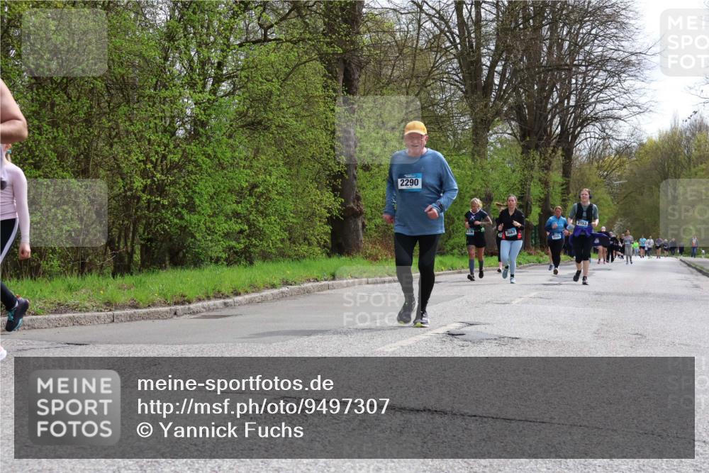 12.04.2026 - 45. Internationalen Wilhelmsburger Insellauf Yannick Fuchs http://msf.ph/oto/9497307 12.04.2026 13:09:16 Laufen 2290, 3667, 2153 meine-sportfotos.de