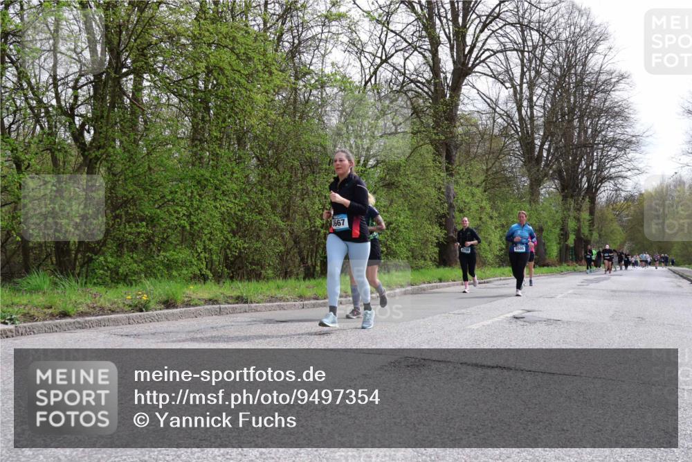12.04.2026 - 45. Internationalen Wilhelmsburger Insellauf Yannick Fuchs http://msf.ph/oto/9497354 12.04.2026 13:09:22 Laufen 667, 4708, 5505 meine-sportfotos.de