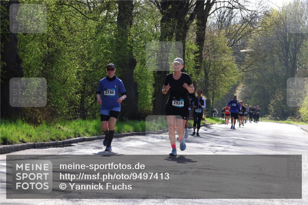 12.04.2026 - 45. Internationalen Wilhelmsburger Insellauf Yannick Fuchs http://msf.ph/oto/9497413 12.04.2026 10:54:56 Laufen 3740, 2924, 3333, 4977 meine-sportfotos.de
