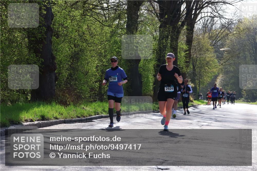 12.04.2026 - 45. Internationalen Wilhelmsburger Insellauf Yannick Fuchs http://msf.ph/oto/9497417 12.04.2026 10:54:56 Laufen 3740, 2924, 3333, 4977 meine-sportfotos.de