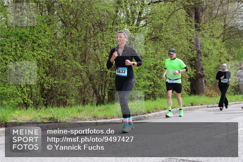 12.04.2026 - 45. Internationalen Wilhelmsburger Insellauf Yannick Fuchs http://msf.ph/oto/9497427 12.04.2026 13:09:37 Laufen 5632, 5209, 2145 meine-sportfotos.de