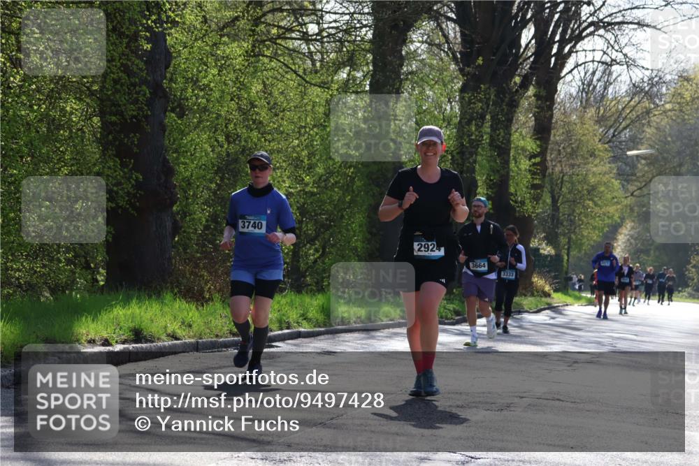 12.04.2026 - 45. Internationalen Wilhelmsburger Insellauf Yannick Fuchs http://msf.ph/oto/9497428 12.04.2026 10:54:57 Laufen 3740, 2924, 3664, 3333, 4977 meine-sportfotos.de