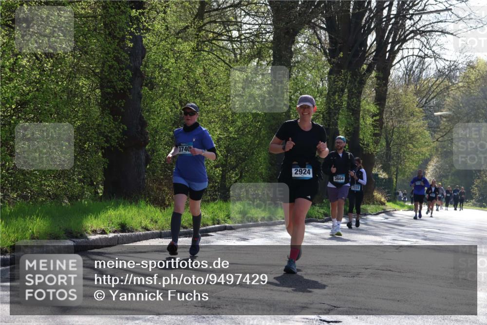 12.04.2026 - 45. Internationalen Wilhelmsburger Insellauf Yannick Fuchs http://msf.ph/oto/9497429 12.04.2026 10:54:57 Laufen 3740, 2924, 3664, 3333 meine-sportfotos.de