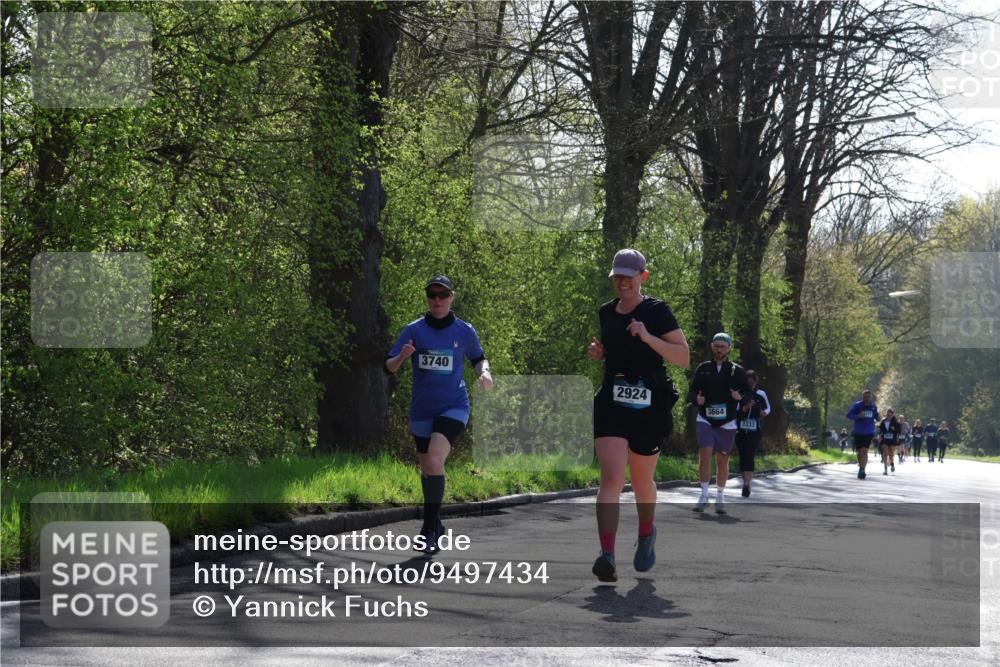 12.04.2026 - 45. Internationalen Wilhelmsburger Insellauf Yannick Fuchs http://msf.ph/oto/9497434 12.04.2026 10:54:58 Laufen 3740, 2924, 3664, 3333 meine-sportfotos.de