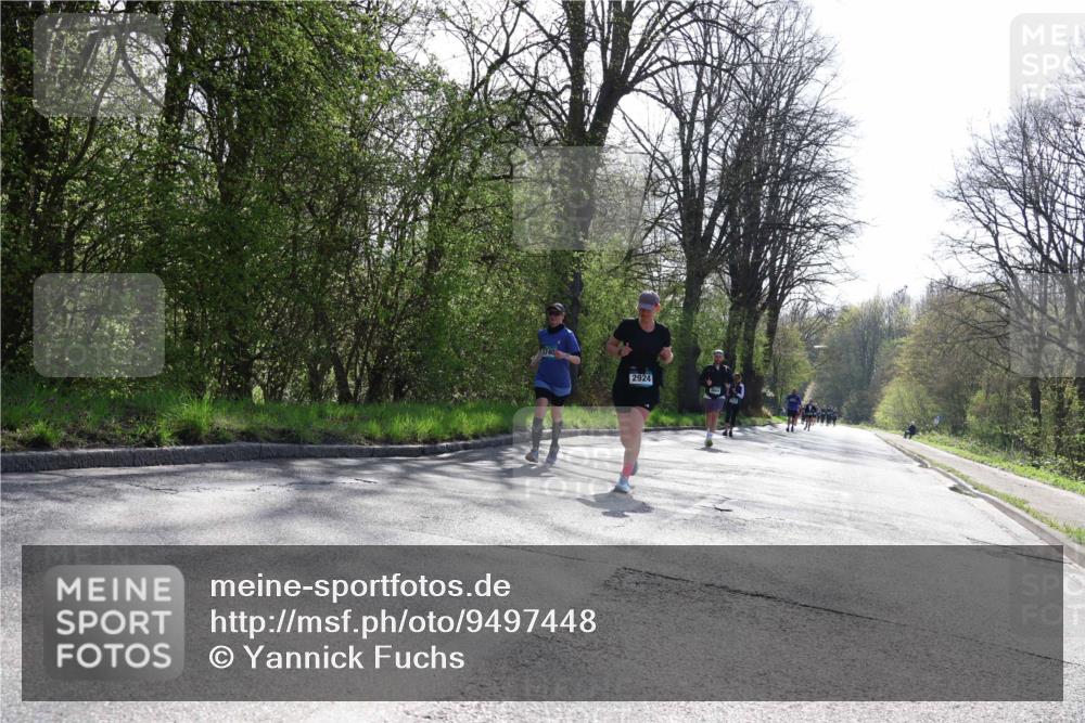 12.04.2026 - 45. Internationalen Wilhelmsburger Insellauf Yannick Fuchs http://msf.ph/oto/9497448 12.04.2026 10:54:59 Laufen 2924 meine-sportfotos.de