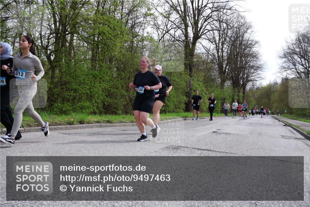 12.04.2026 - 45. Internationalen Wilhelmsburger Insellauf Yannick Fuchs http://msf.ph/oto/9497463 12.04.2026 13:09:42 Laufen 5212, 720, 09 meine-sportfotos.de
