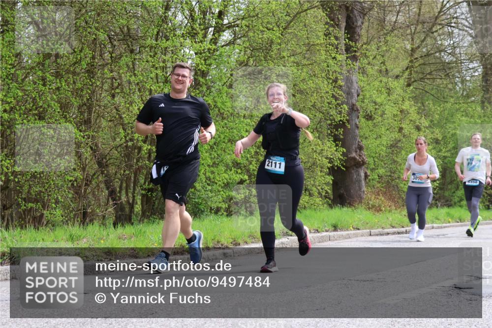 12.04.2026 - 45. Internationalen Wilhelmsburger Insellauf Yannick Fuchs http://msf.ph/oto/9497484 12.04.2026 13:09:44 Laufen 2111, 38, 5356 meine-sportfotos.de