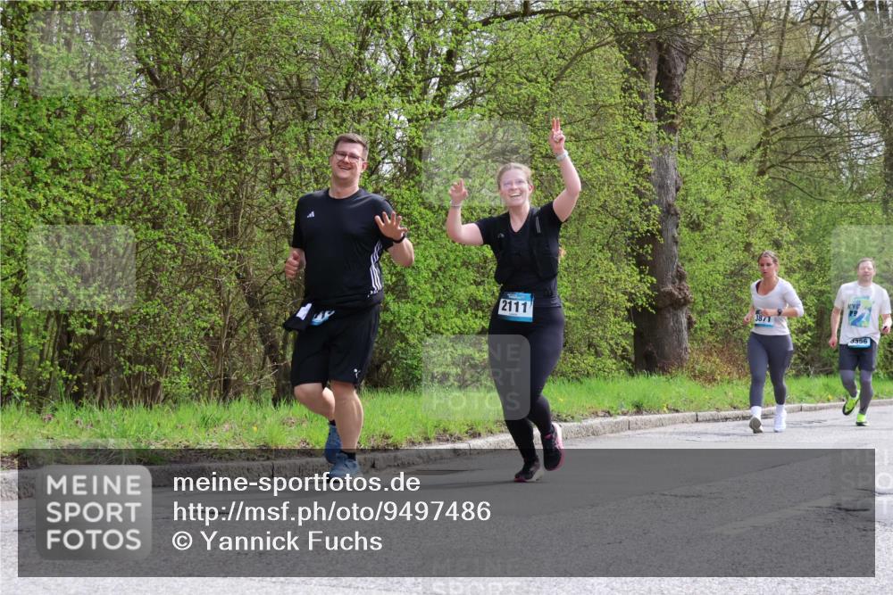 12.04.2026 - 45. Internationalen Wilhelmsburger Insellauf Yannick Fuchs http://msf.ph/oto/9497486 12.04.2026 13:09:44 Laufen 3871, 2111, 5356 meine-sportfotos.de