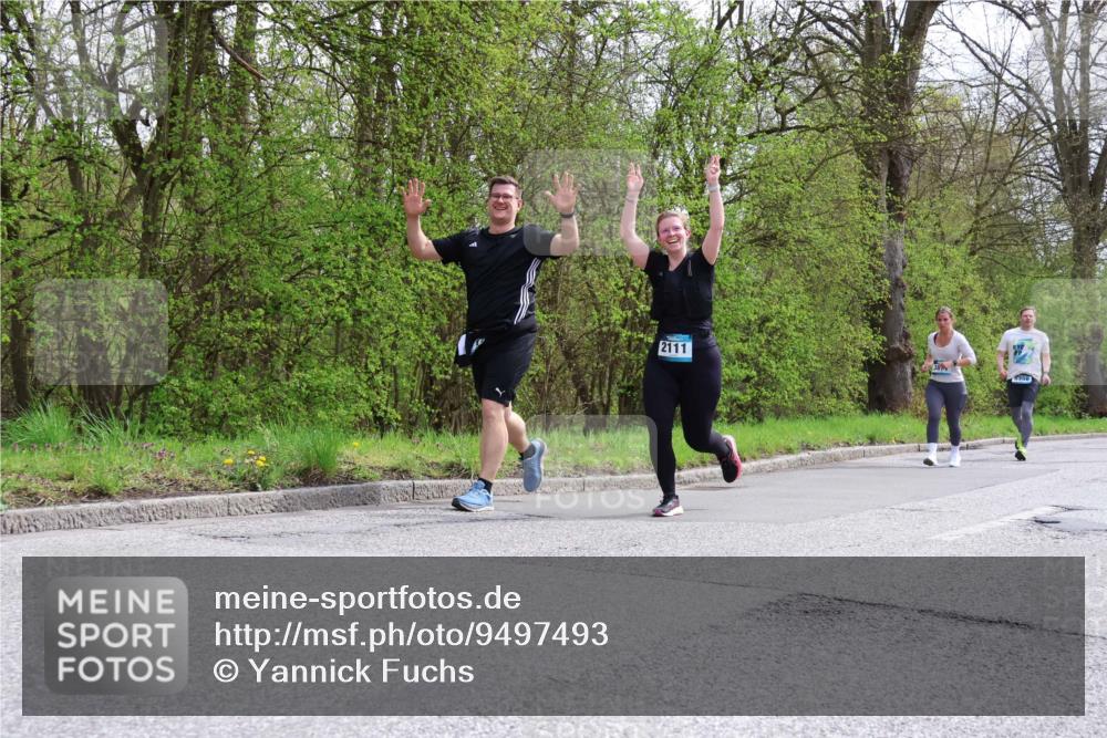 12.04.2026 - 45. Internationalen Wilhelmsburger Insellauf Yannick Fuchs http://msf.ph/oto/9497493 12.04.2026 13:09:45 Laufen 2111, 38, 5356 meine-sportfotos.de