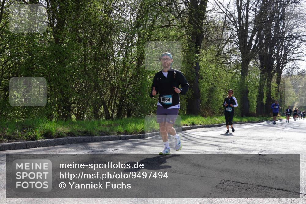 12.04.2026 - 45. Internationalen Wilhelmsburger Insellauf Yannick Fuchs http://msf.ph/oto/9497494 12.04.2026 10:55:04 Laufen 3664, 3333 meine-sportfotos.de