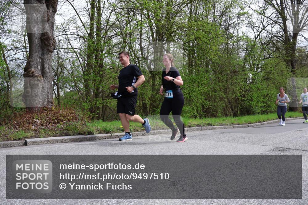 12.04.2026 - 45. Internationalen Wilhelmsburger Insellauf Yannick Fuchs http://msf.ph/oto/9497510 12.04.2026 13:09:46 Laufen 2111 meine-sportfotos.de