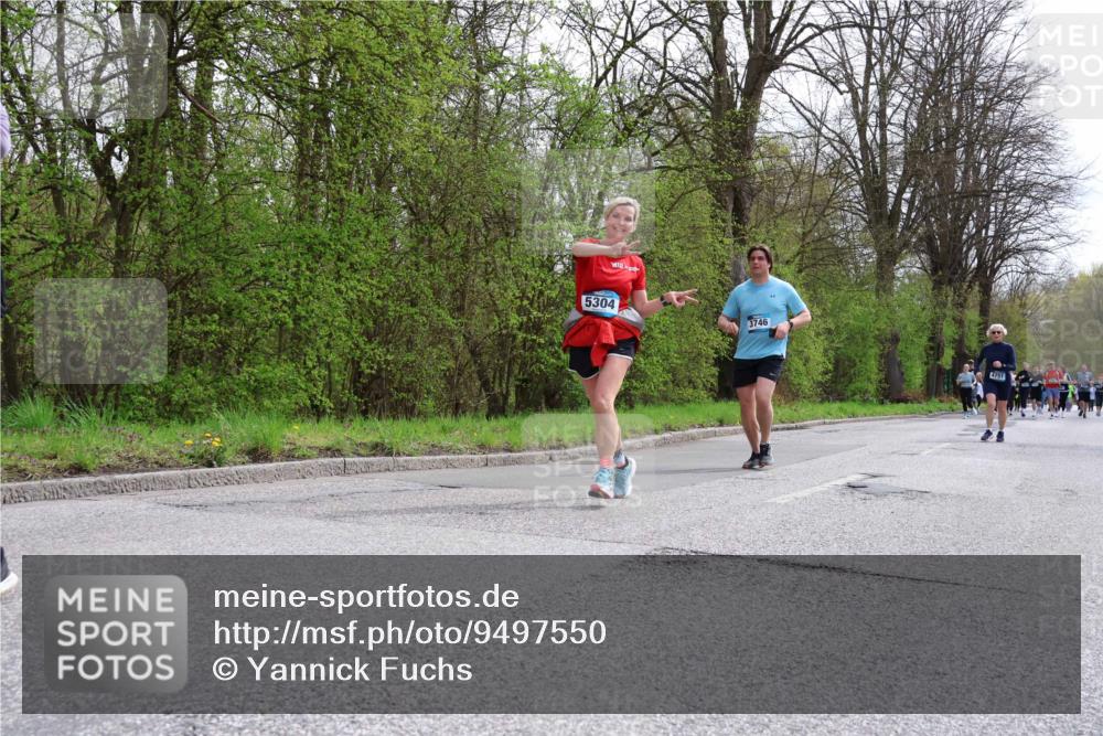 12.04.2026 - 45. Internationalen Wilhelmsburger Insellauf Yannick Fuchs http://msf.ph/oto/9497550 12.04.2026 13:09:51 Laufen 5304, 3746 meine-sportfotos.de