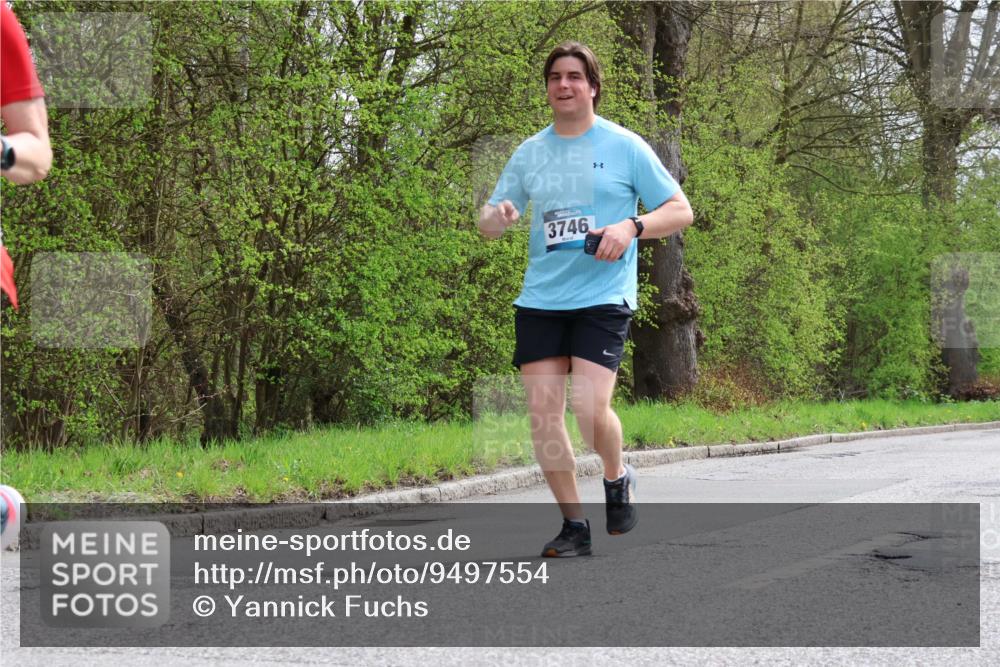 12.04.2026 - 45. Internationalen Wilhelmsburger Insellauf Yannick Fuchs http://msf.ph/oto/9497554 12.04.2026 13:09:52 Laufen 3746 meine-sportfotos.de