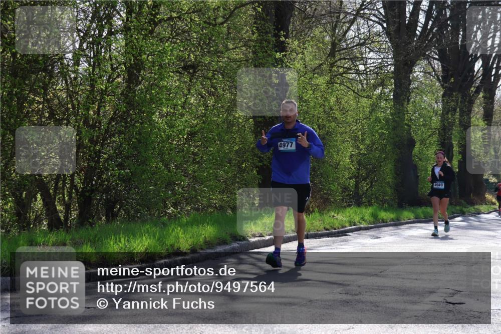 12.04.2026 - 45. Internationalen Wilhelmsburger Insellauf Yannick Fuchs http://msf.ph/oto/9497564 12.04.2026 10:55:12 Laufen 4977, 4949 meine-sportfotos.de