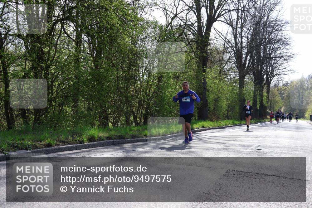 12.04.2026 - 45. Internationalen Wilhelmsburger Insellauf Yannick Fuchs http://msf.ph/oto/9497575 12.04.2026 10:55:13 Laufen 4977, 4949 meine-sportfotos.de