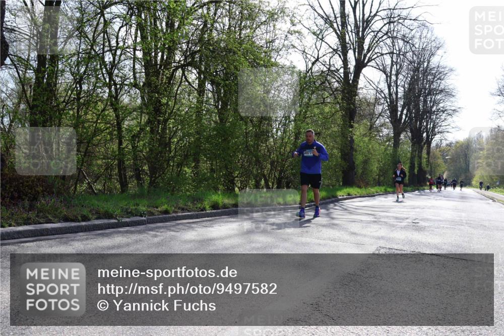 12.04.2026 - 45. Internationalen Wilhelmsburger Insellauf Yannick Fuchs http://msf.ph/oto/9497582 12.04.2026 10:55:13 Laufen 4977 meine-sportfotos.de