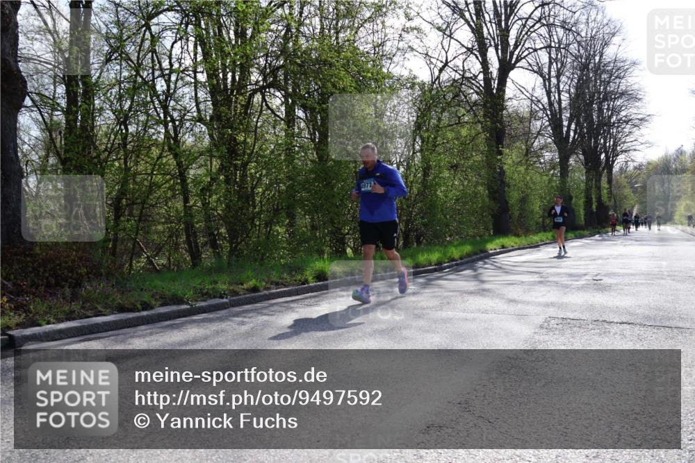 12.04.2026 - 45. Internationalen Wilhelmsburger Insellauf Yannick Fuchs http://msf.ph/oto/9497592 12.04.2026 10:55:14 Laufen 4977 meine-sportfotos.de
