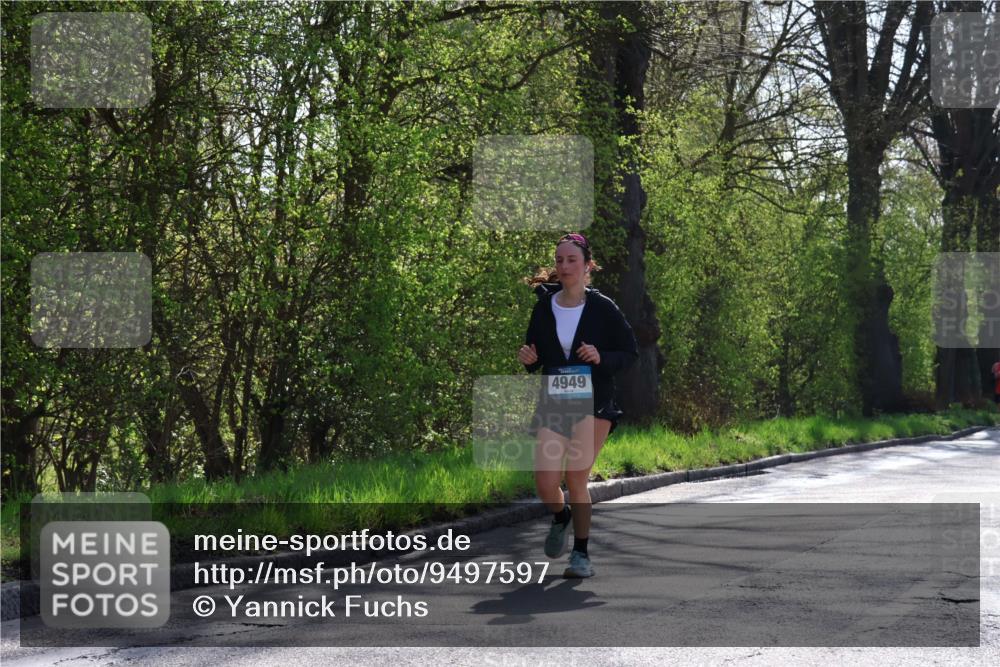 12.04.2026 - 45. Internationalen Wilhelmsburger Insellauf Yannick Fuchs http://msf.ph/oto/9497597 12.04.2026 10:55:17 Laufen 4949 meine-sportfotos.de