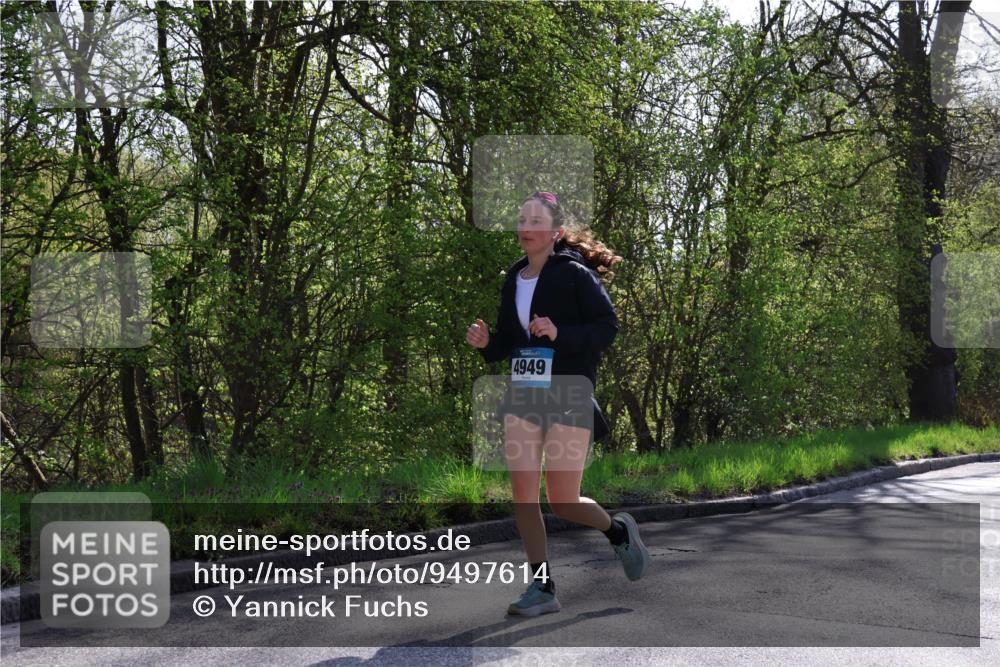 12.04.2026 - 45. Internationalen Wilhelmsburger Insellauf Yannick Fuchs http://msf.ph/oto/9497614 12.04.2026 10:55:18 Laufen 4949 meine-sportfotos.de