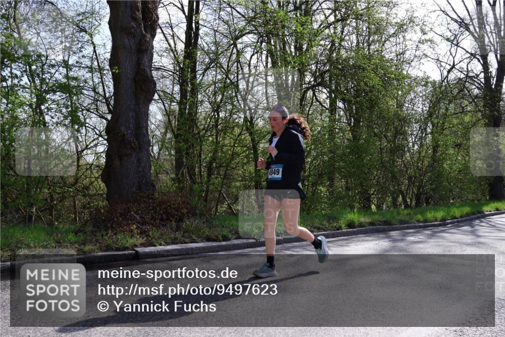 12.04.2026 - 45. Internationalen Wilhelmsburger Insellauf Yannick Fuchs http://msf.ph/oto/9497623 12.04.2026 10:55:19 Laufen 4949 meine-sportfotos.de