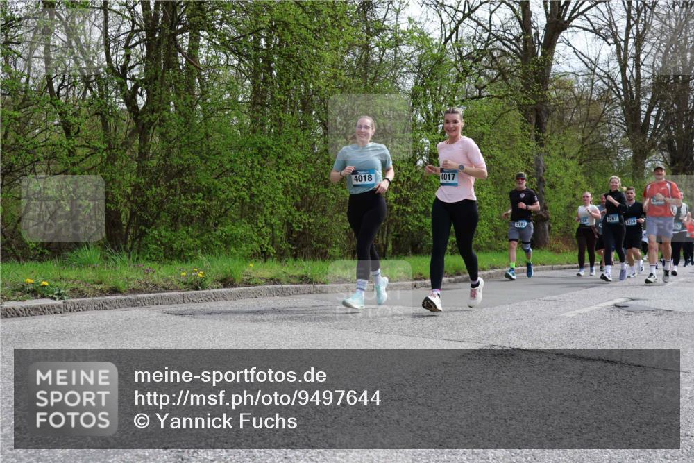 12.04.2026 - 45. Internationalen Wilhelmsburger Insellauf Yannick Fuchs http://msf.ph/oto/9497644 12.04.2026 13:10:02 Laufen 4018, 4017, 1258, 3267, 3783, 3259, 430, 292 meine-sportfotos.de