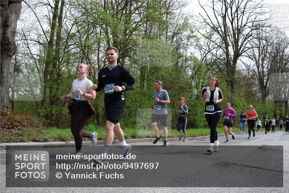 12.04.2026 - 45. Internationalen Wilhelmsburger Insellauf Yannick Fuchs http://msf.ph/oto/9497697 12.04.2026 13:10:06 Laufen 3258, 32597, 4604, 4292, 5017, 2012 meine-sportfotos.de