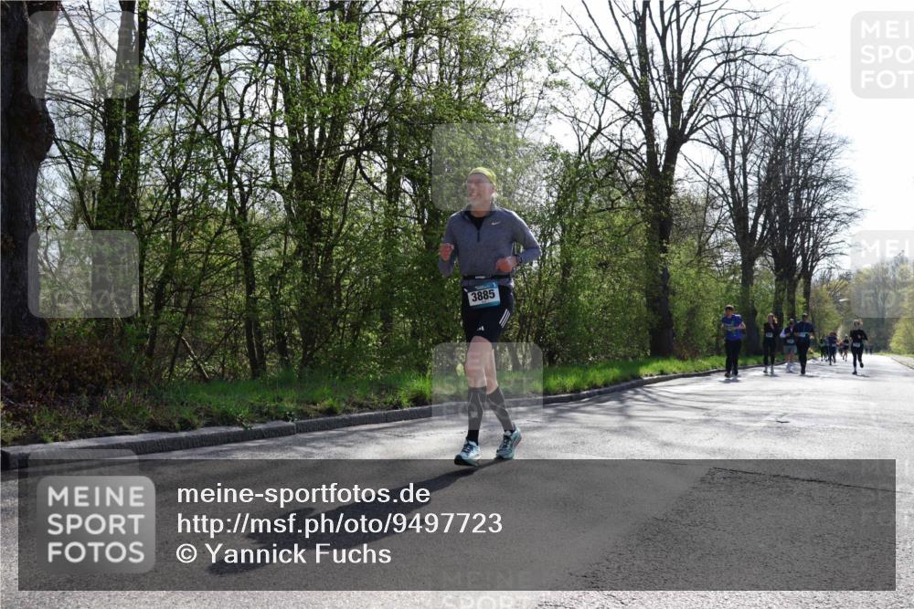 12.04.2026 - 45. Internationalen Wilhelmsburger Insellauf Yannick Fuchs http://msf.ph/oto/9497723 12.04.2026 10:55:30 Laufen 3885 meine-sportfotos.de