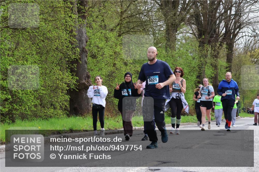 12.04.2026 - 45. Internationalen Wilhelmsburger Insellauf Yannick Fuchs http://msf.ph/oto/9497754 12.04.2026 13:10:13 Laufen 5021, 5622, 5092, 50, 2802, 2803, 5171, 5205 meine-sportfotos.de
