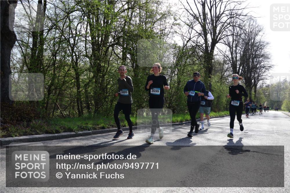 12.04.2026 - 45. Internationalen Wilhelmsburger Insellauf Yannick Fuchs http://msf.ph/oto/9497771 12.04.2026 10:55:36 Laufen 3005, 69, 2699, 3295 meine-sportfotos.de