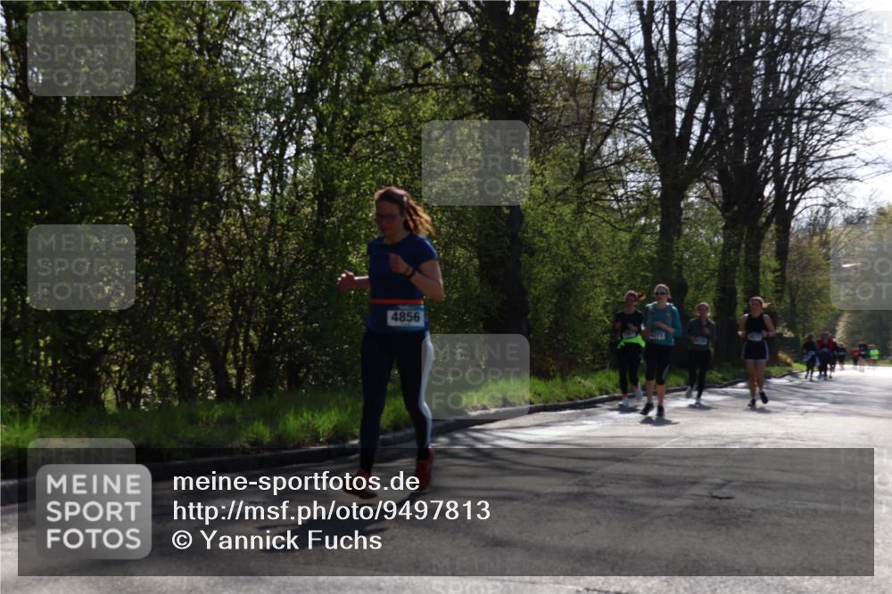 12.04.2026 - 45. Internationalen Wilhelmsburger Insellauf Yannick Fuchs http://msf.ph/oto/9497813 12.04.2026 10:55:42 Laufen 4856, 4371 meine-sportfotos.de