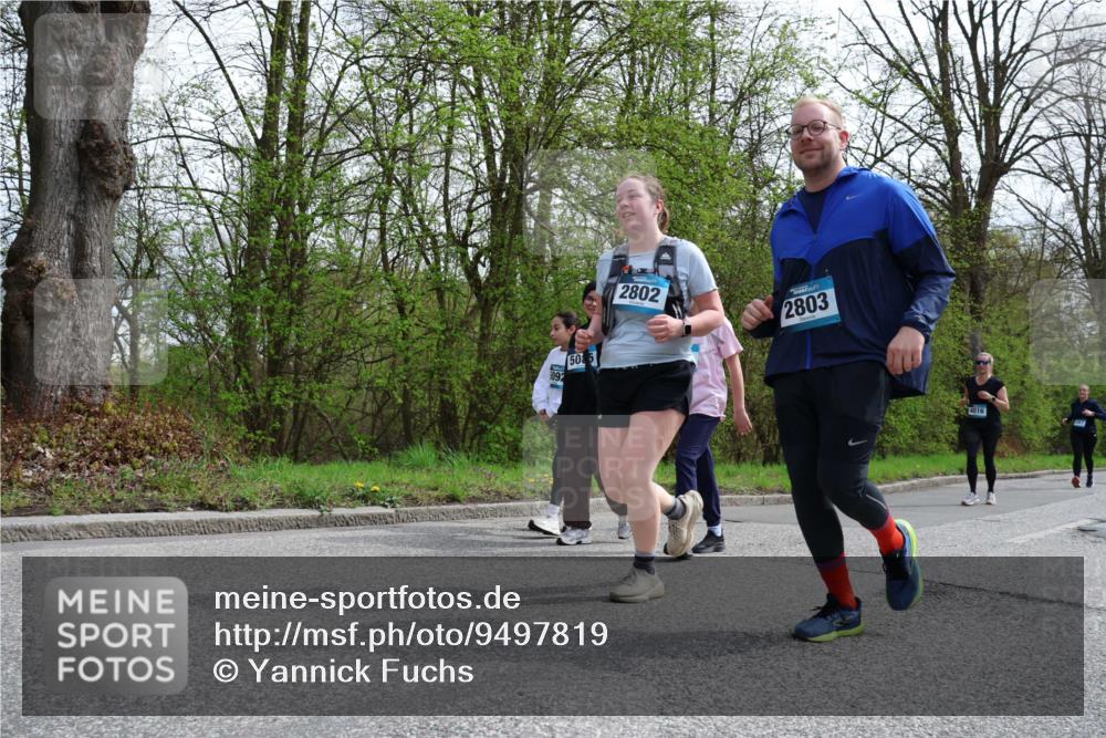 12.04.2026 - 45. Internationalen Wilhelmsburger Insellauf Yannick Fuchs http://msf.ph/oto/9497819 12.04.2026 13:10:21 Laufen 5092, 50, 2802, 2803, 4016 meine-sportfotos.de