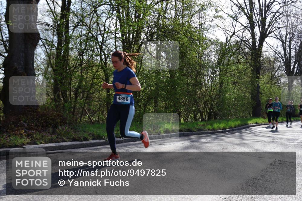 12.04.2026 - 45. Internationalen Wilhelmsburger Insellauf Yannick Fuchs http://msf.ph/oto/9497825 12.04.2026 10:55:43 Laufen 4856, 4371 meine-sportfotos.de