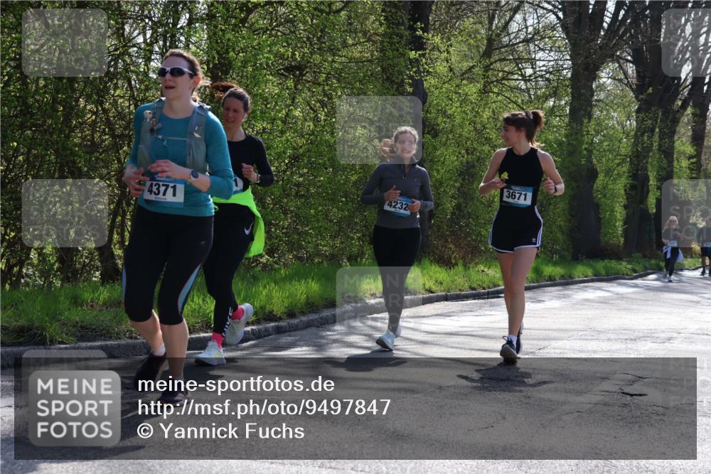 12.04.2026 - 45. Internationalen Wilhelmsburger Insellauf Yannick Fuchs http://msf.ph/oto/9497847 12.04.2026 10:55:46 Laufen 4371, 4232, 3671 meine-sportfotos.de