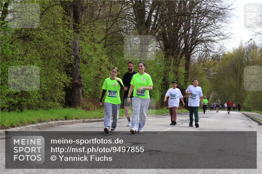 12.04.2026 - 45. Internationalen Wilhelmsburger Insellauf Yannick Fuchs http://msf.ph/oto/9497855 12.04.2026 13:10:26 Laufen 5171, 92, 5201, 5205 meine-sportfotos.de