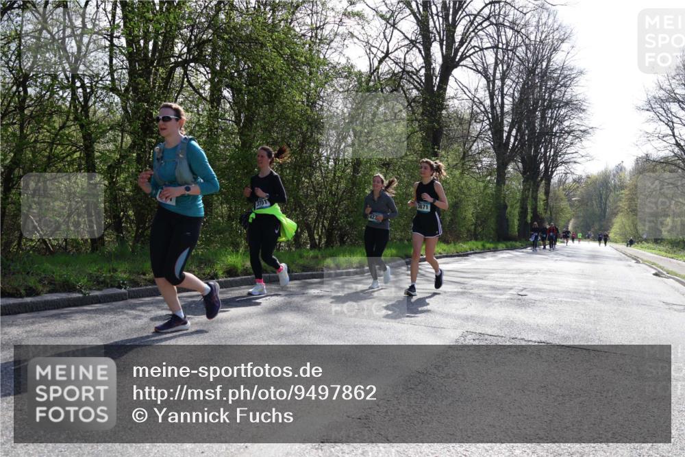 12.04.2026 - 45. Internationalen Wilhelmsburger Insellauf Yannick Fuchs http://msf.ph/oto/9497862 12.04.2026 10:55:47 Laufen 3701, 3671 meine-sportfotos.de