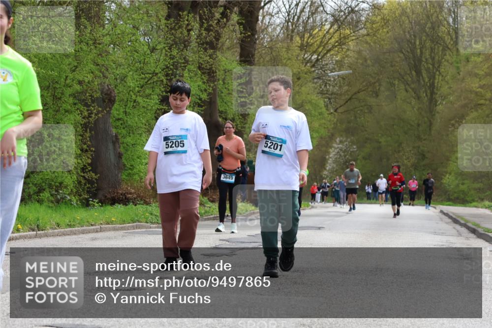 12.04.2026 - 45. Internationalen Wilhelmsburger Insellauf Yannick Fuchs http://msf.ph/oto/9497865 12.04.2026 13:10:28 Laufen 5205, 3649, 5201 meine-sportfotos.de