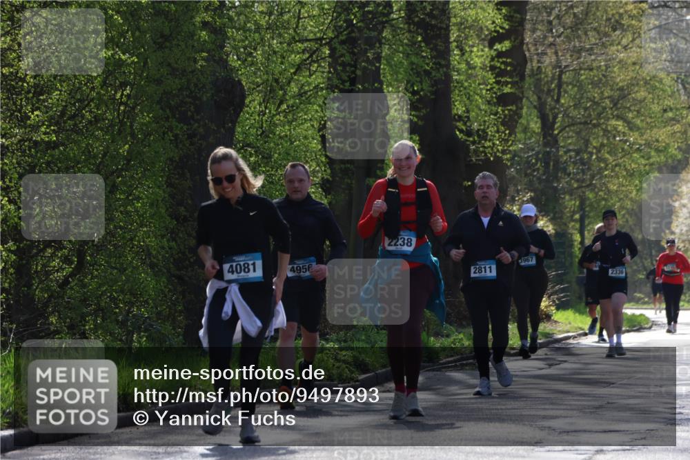 12.04.2026 - 45. Internationalen Wilhelmsburger Insellauf Yannick Fuchs http://msf.ph/oto/9497893 12.04.2026 10:55:51 Laufen 4081, 4956, 2238, 2811, 3967, 2336 meine-sportfotos.de