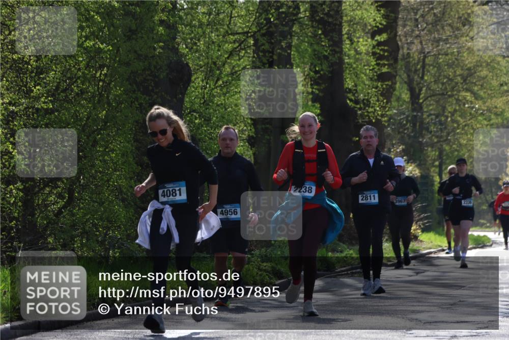 12.04.2026 - 45. Internationalen Wilhelmsburger Insellauf Yannick Fuchs http://msf.ph/oto/9497895 12.04.2026 10:55:52 Laufen 4081, 4956, 2238, 2811, 3967, 2336 meine-sportfotos.de