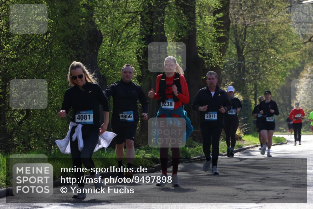 12.04.2026 - 45. Internationalen Wilhelmsburger Insellauf Yannick Fuchs http://msf.ph/oto/9497898 12.04.2026 10:55:52 Laufen 4081, 4956, 2238, 2811, 3967, 2336 meine-sportfotos.de