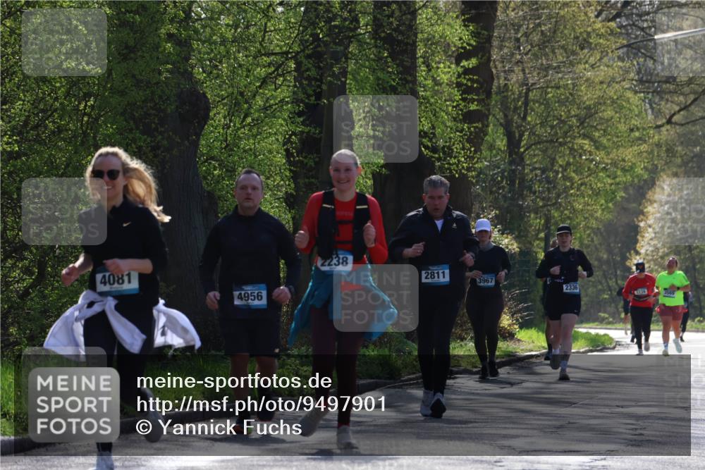 12.04.2026 - 45. Internationalen Wilhelmsburger Insellauf Yannick Fuchs http://msf.ph/oto/9497901 12.04.2026 10:55:52 Laufen 4081, 4956, 2238, 2811, 3967, 2336, 3569 meine-sportfotos.de