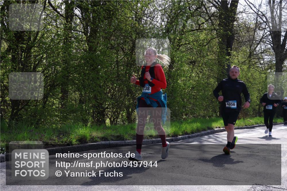 12.04.2026 - 45. Internationalen Wilhelmsburger Insellauf Yannick Fuchs http://msf.ph/oto/9497944 12.04.2026 10:55:59 Laufen 238, 4956, 2811 meine-sportfotos.de