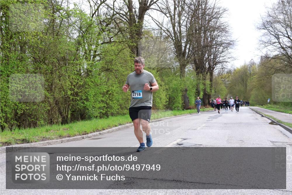 12.04.2026 - 45. Internationalen Wilhelmsburger Insellauf Yannick Fuchs http://msf.ph/oto/9497949 12.04.2026 13:10:55 Laufen 2718 meine-sportfotos.de