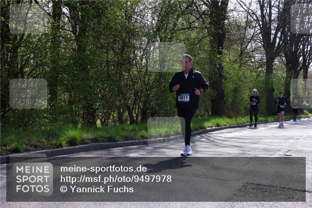12.04.2026 - 45. Internationalen Wilhelmsburger Insellauf Yannick Fuchs http://msf.ph/oto/9497978 12.04.2026 10:56:02 Laufen 2811 meine-sportfotos.de