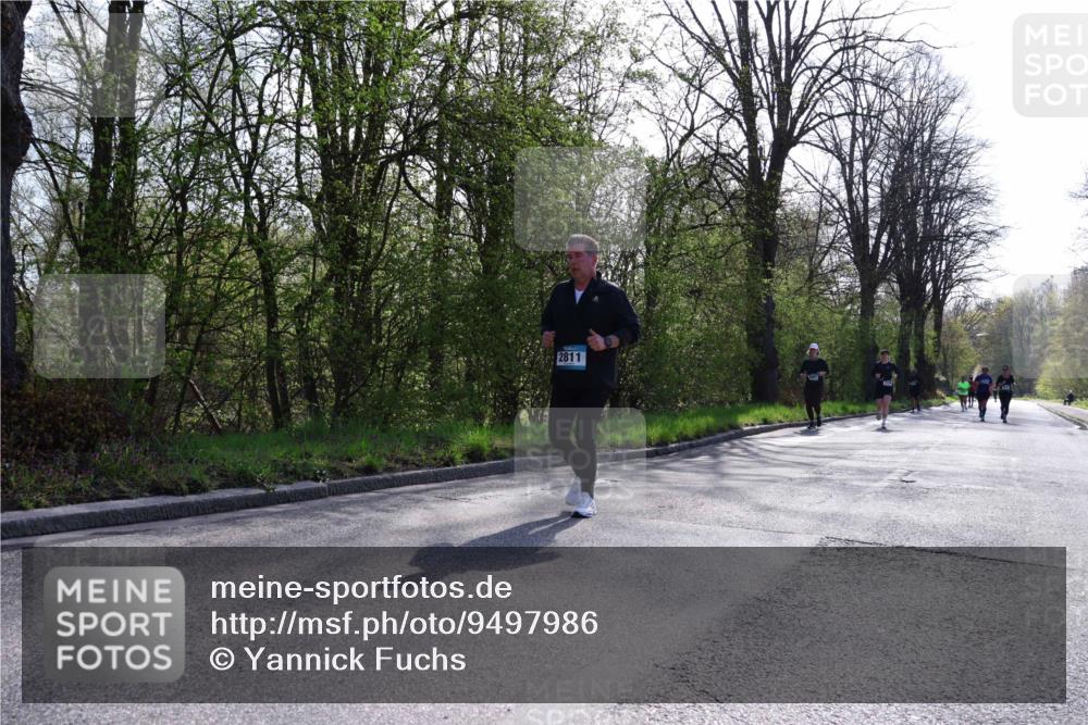 12.04.2026 - 45. Internationalen Wilhelmsburger Insellauf Yannick Fuchs http://msf.ph/oto/9497986 12.04.2026 10:56:03 Laufen 2811 meine-sportfotos.de