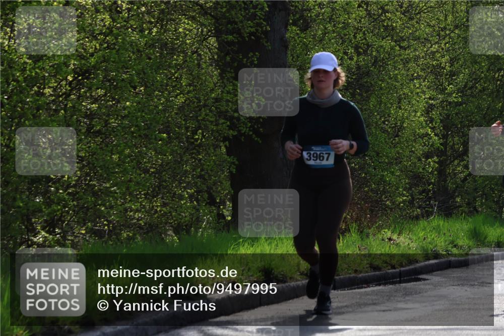 12.04.2026 - 45. Internationalen Wilhelmsburger Insellauf Yannick Fuchs http://msf.ph/oto/9497995 12.04.2026 10:56:04 Laufen 3967 meine-sportfotos.de