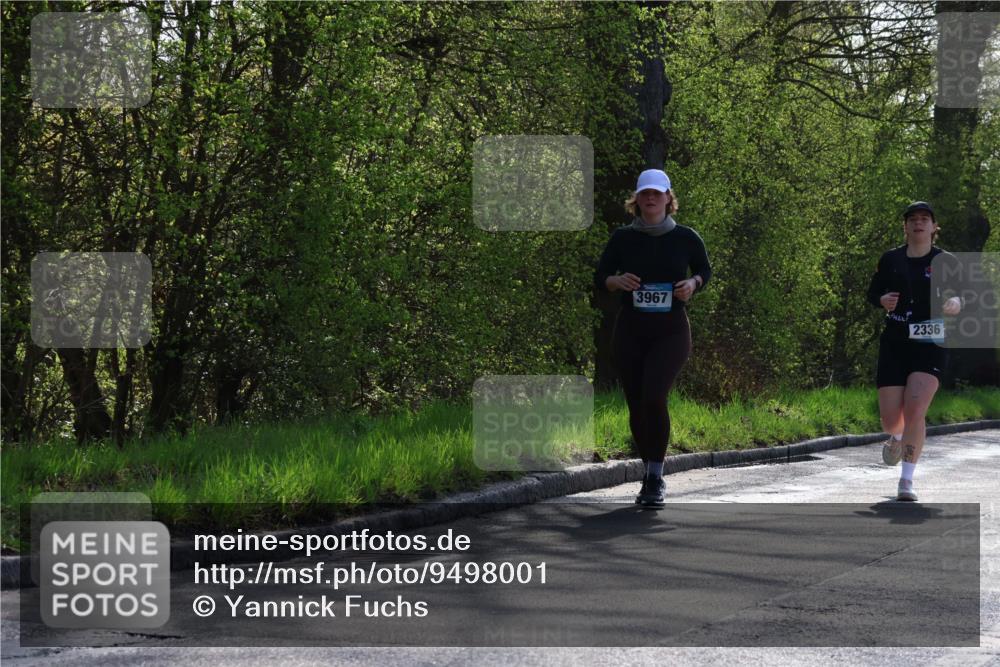 12.04.2026 - 45. Internationalen Wilhelmsburger Insellauf Yannick Fuchs http://msf.ph/oto/9498001 12.04.2026 10:56:05 Laufen 3967, 2336 meine-sportfotos.de