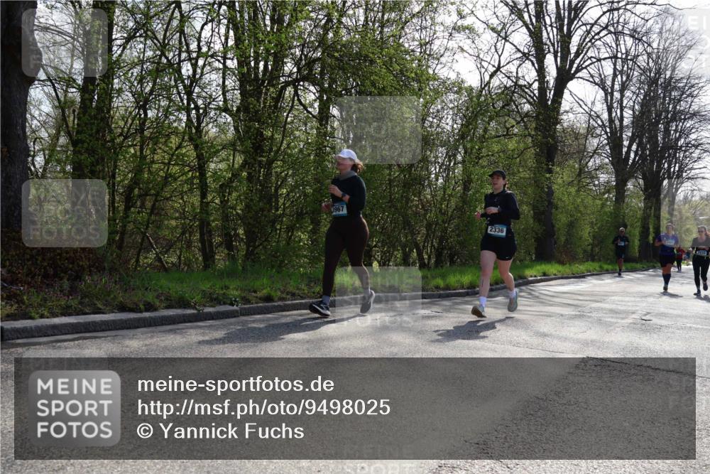12.04.2026 - 45. Internationalen Wilhelmsburger Insellauf Yannick Fuchs http://msf.ph/oto/9498025 12.04.2026 10:56:08 Laufen 967, 2336, 2001, 2620 meine-sportfotos.de
